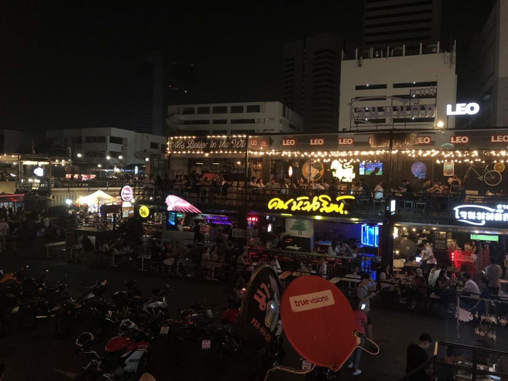 Srinakarin Train Night Market in Bangkok